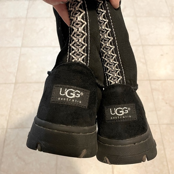 EUC UGG Ultimate Tasman Braid Tall Black Suede Leather Shearling Winter Boots - Picture 9 of 9